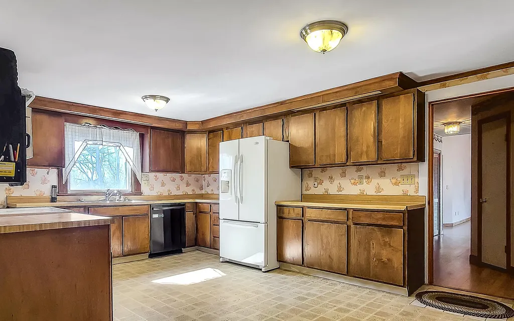 44 Metcalf Road Winthrop ME 04364
