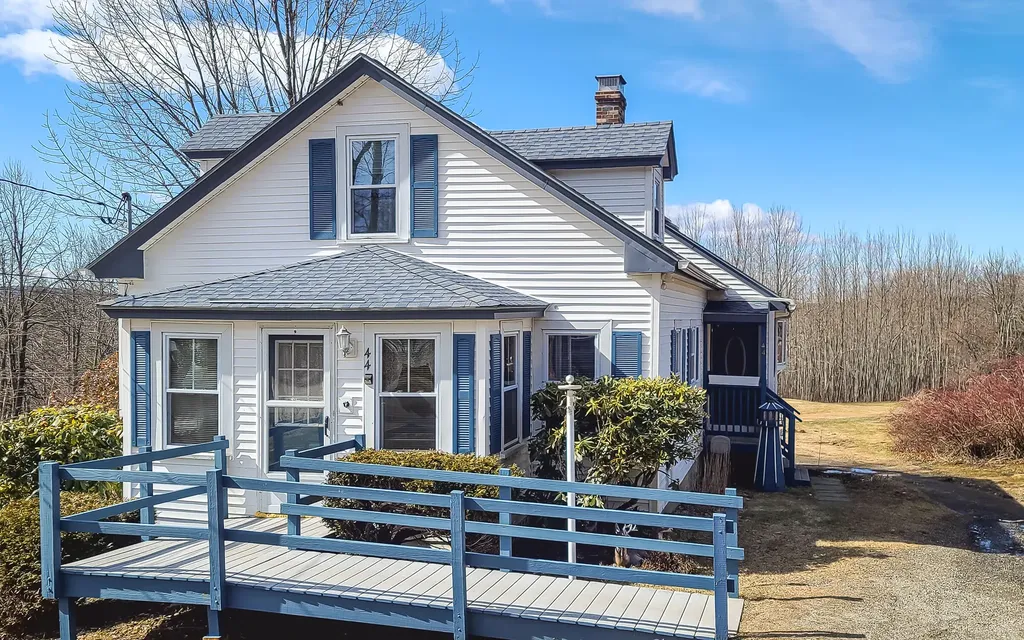 44 Metcalf Road Winthrop ME 04364