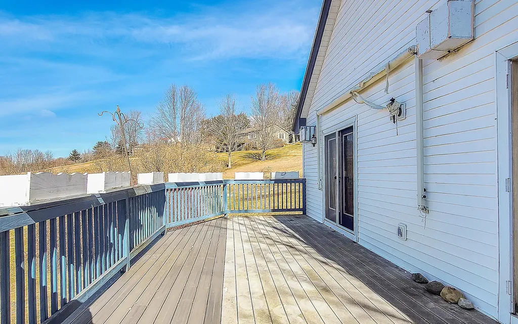 44 Metcalf Road Winthrop ME 04364