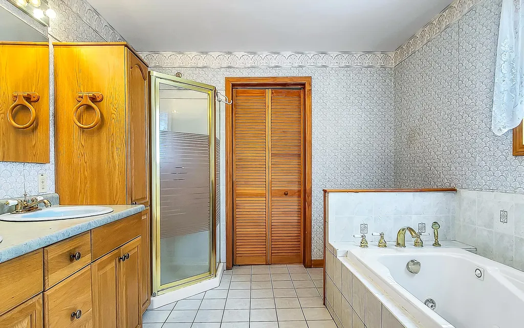 44 Metcalf Road Winthrop ME 04364