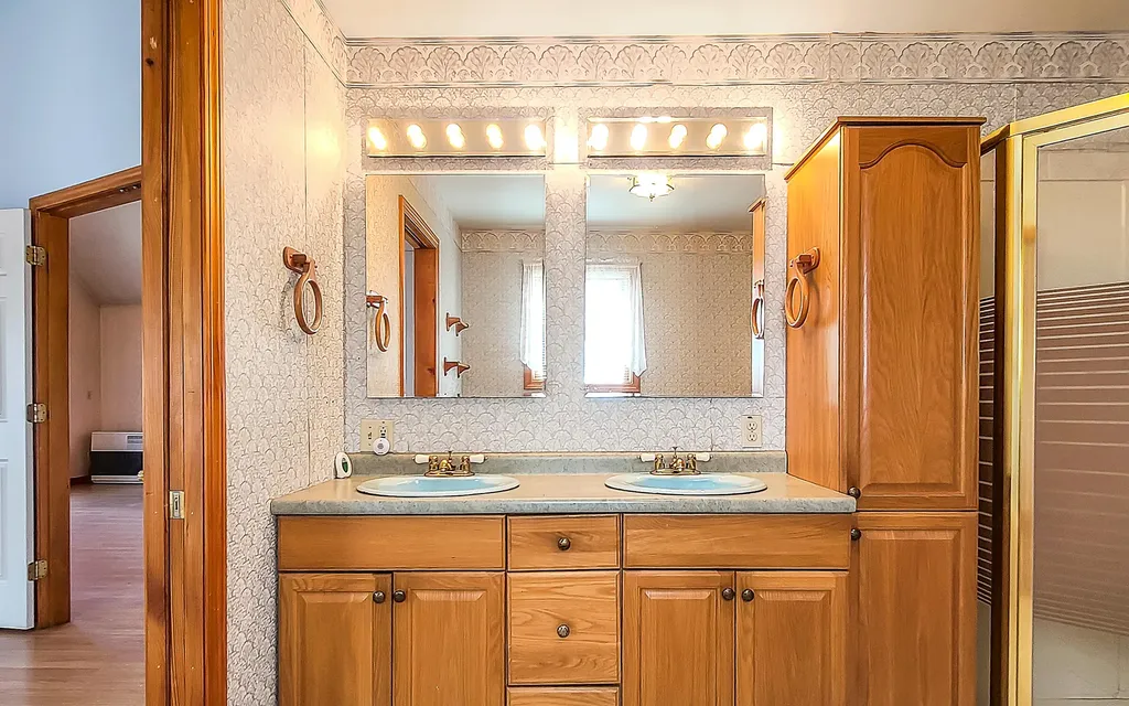 44 Metcalf Road Winthrop ME 04364