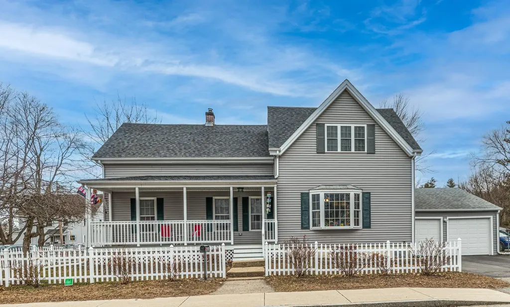 54 Goodwin Street South Berwick ME 03908