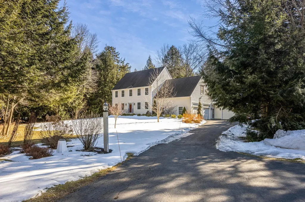 316 Holmes Road Scarborough ME 04074