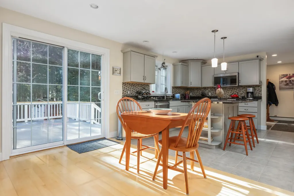 316 Holmes Road Scarborough ME 04074