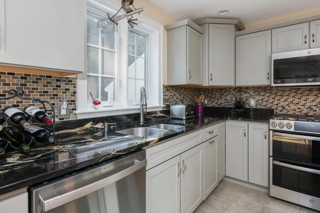 316 Holmes Road Scarborough ME 04074