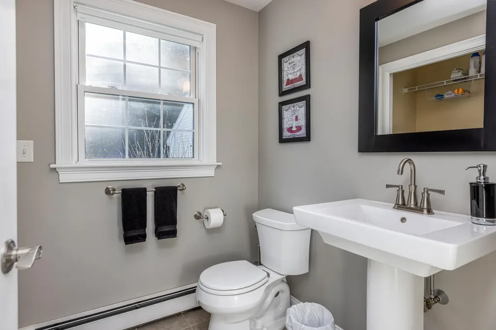 316 Holmes Road Scarborough ME 04074