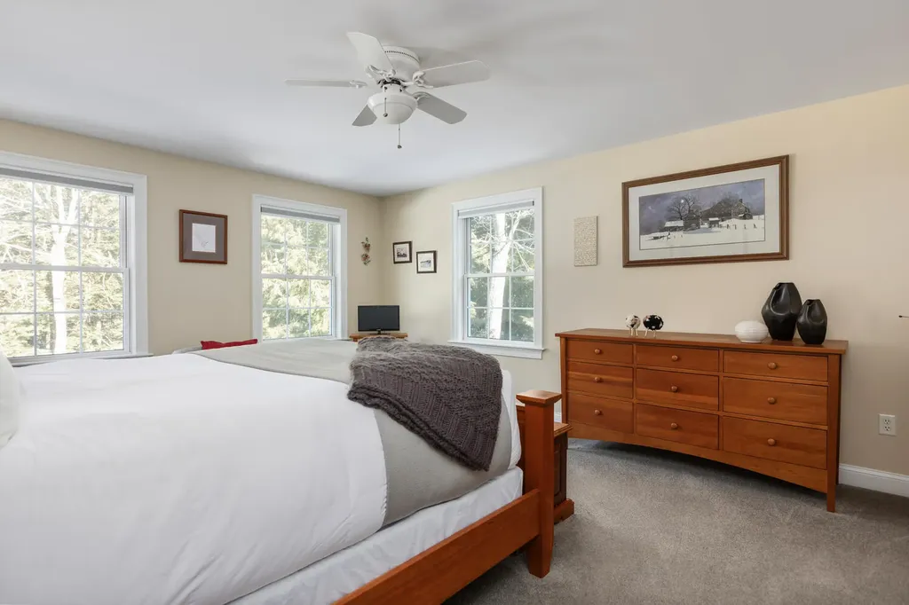 316 Holmes Road Scarborough ME 04074