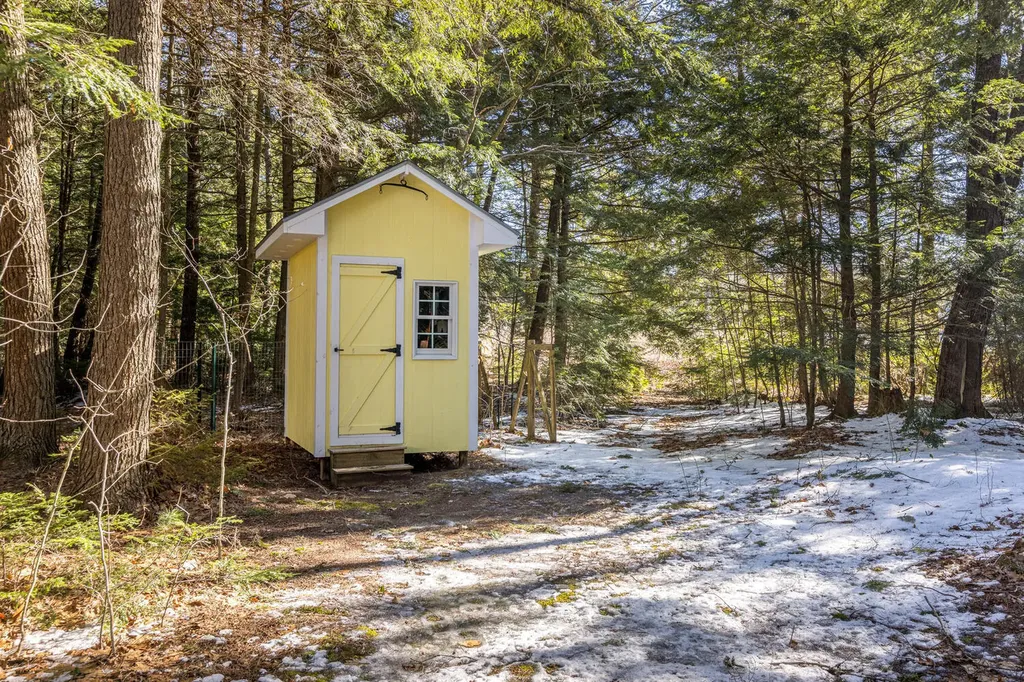 316 Holmes Road Scarborough ME 04074