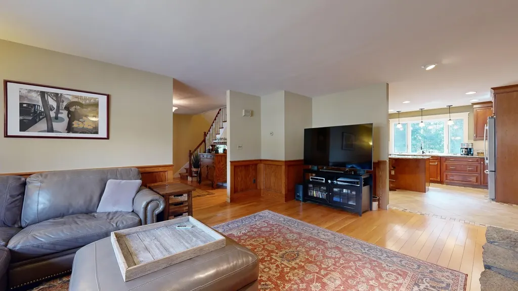 4 Southridge Lane Lewiston ME 04240