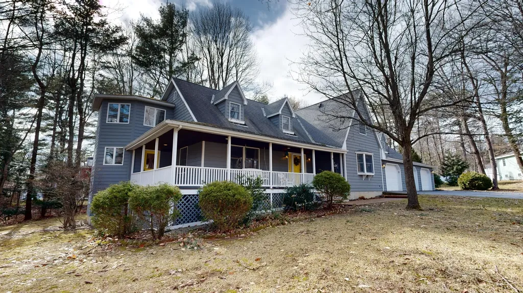 4 Southridge Lane Lewiston ME 04240