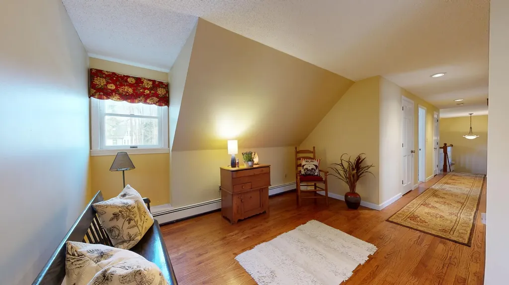 4 Southridge Lane Lewiston ME 04240