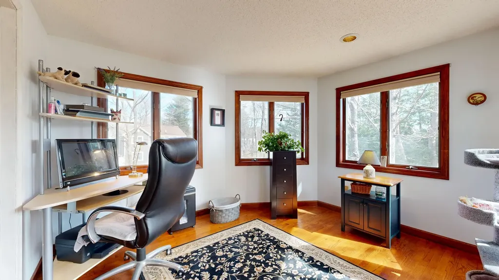 4 Southridge Lane Lewiston ME 04240