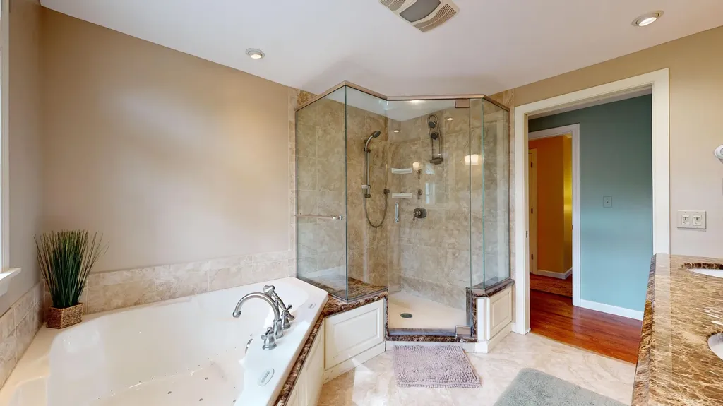 4 Southridge Lane Lewiston ME 04240