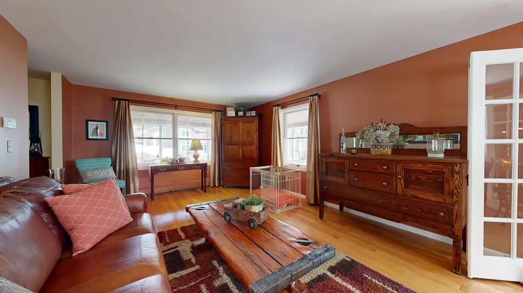 4 Southridge Lane Lewiston ME 04240