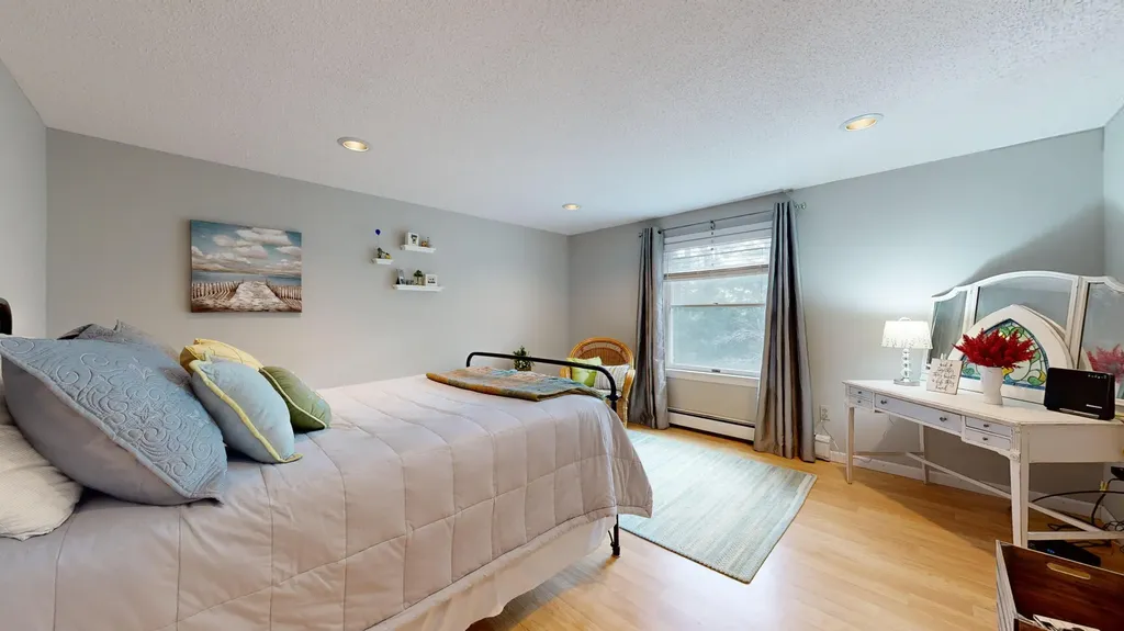 4 Southridge Lane Lewiston ME 04240