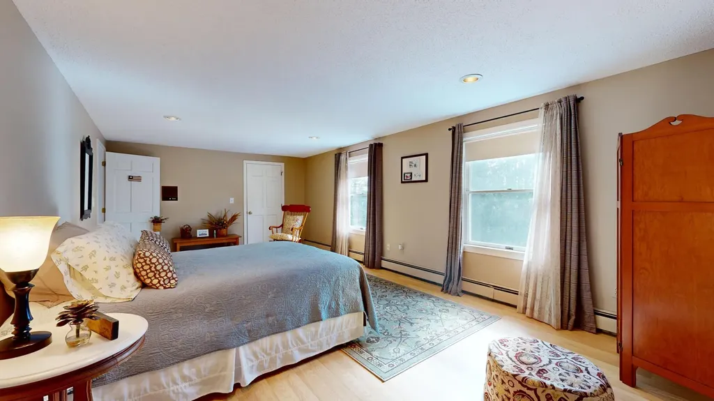 4 Southridge Lane Lewiston ME 04240