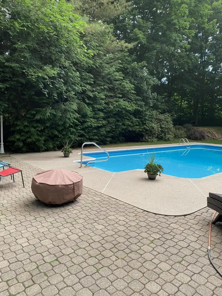 4 Southridge Lane Lewiston ME 04240