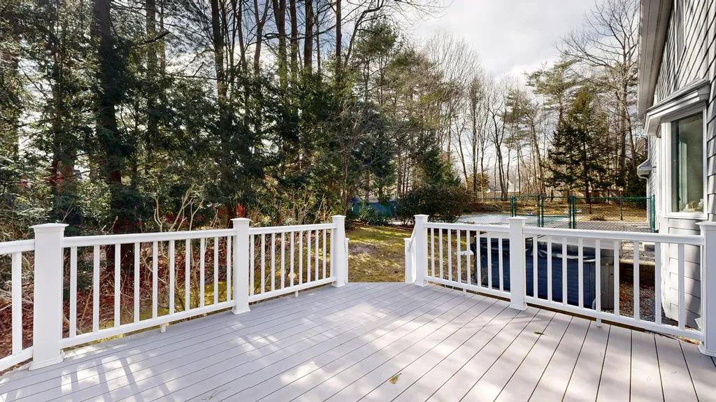 4 Southridge Lane Lewiston ME 04240