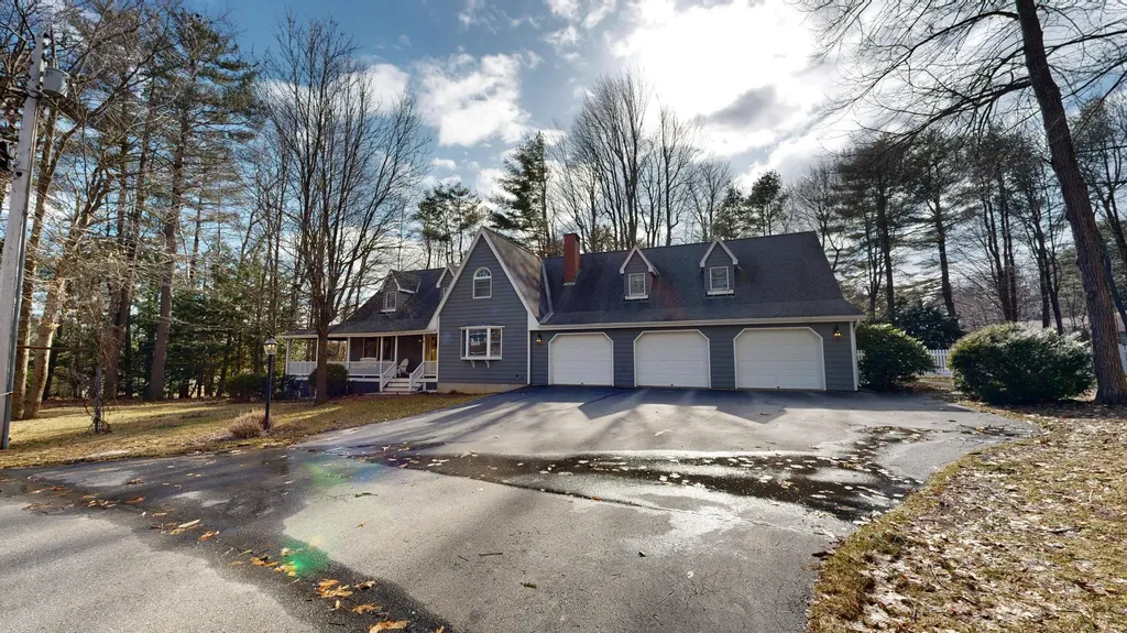 4 Southridge Lane Lewiston ME 04240
