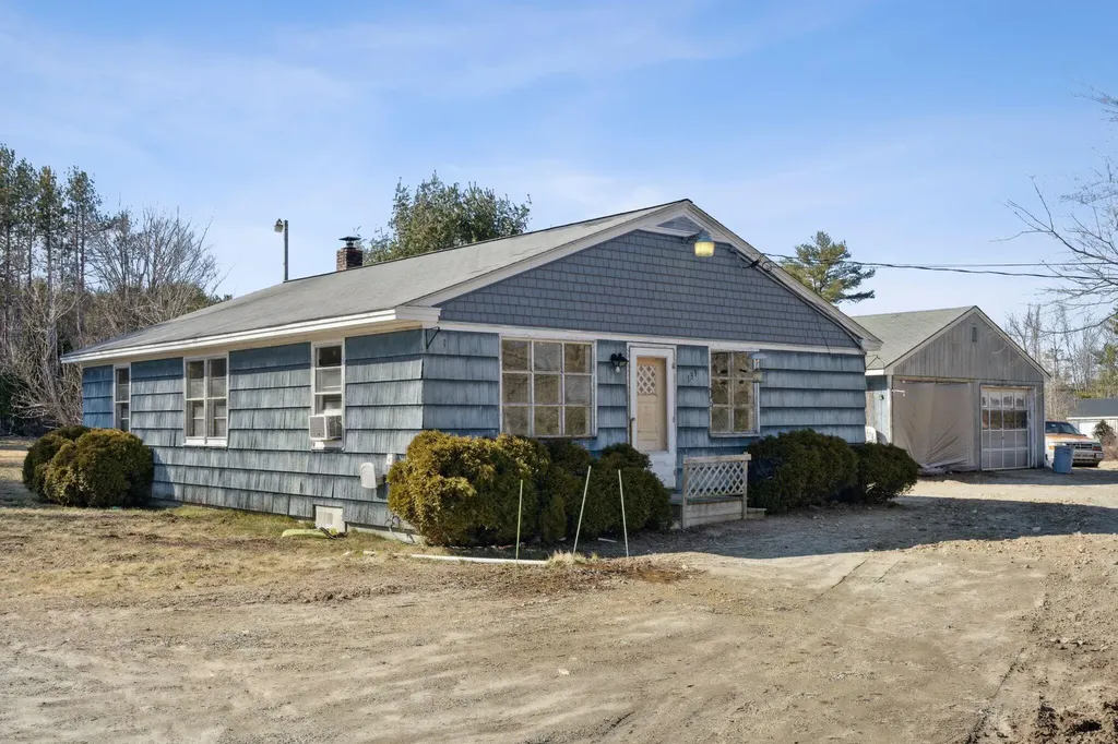 139 Lisbon Street Lisbon ME 04250
