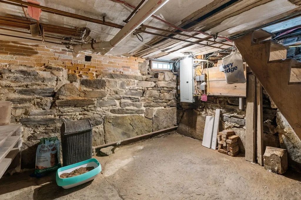 182 Morrills Mill Road North Berwick ME 03906