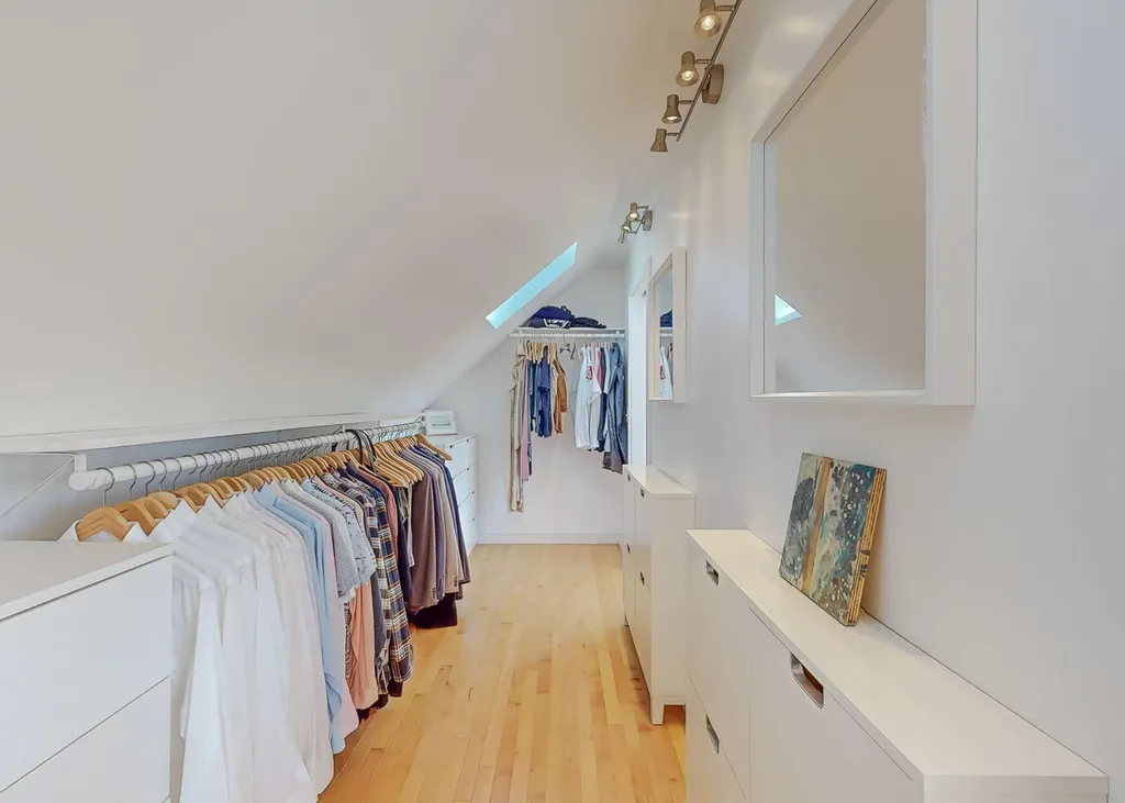 31 Brackett Street Portland ME 04102