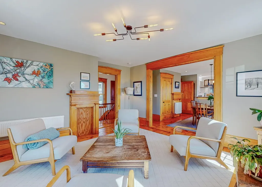 31 Brackett Street Portland ME 04102