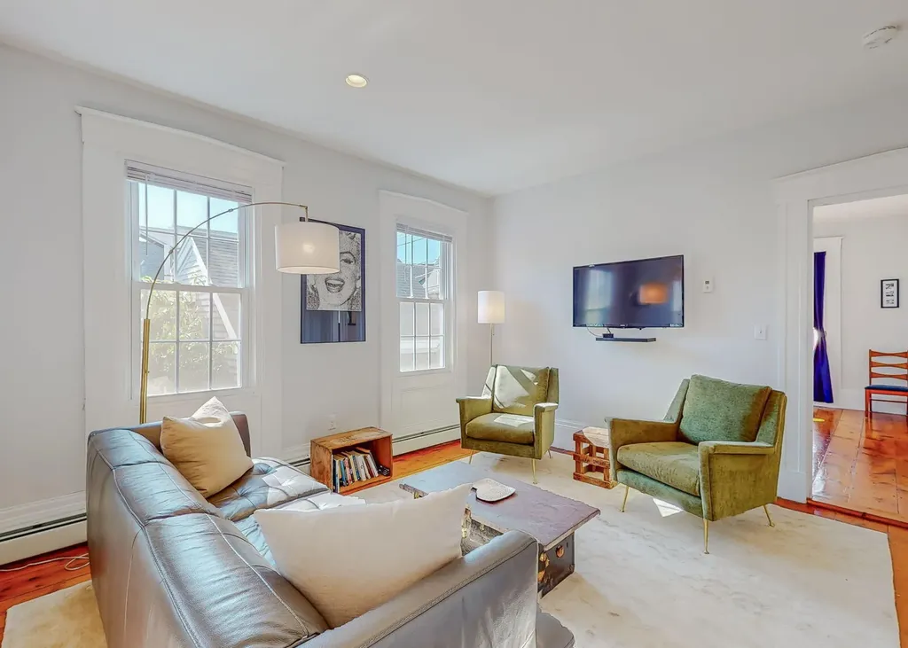 31 Brackett Street Portland ME 04102
