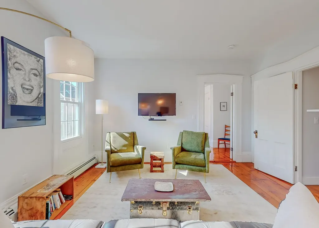 31 Brackett Street Portland ME 04102