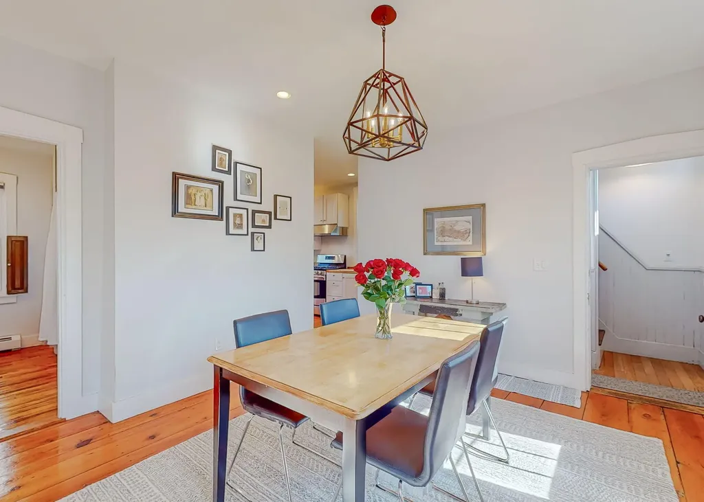 31 Brackett Street Portland ME 04102