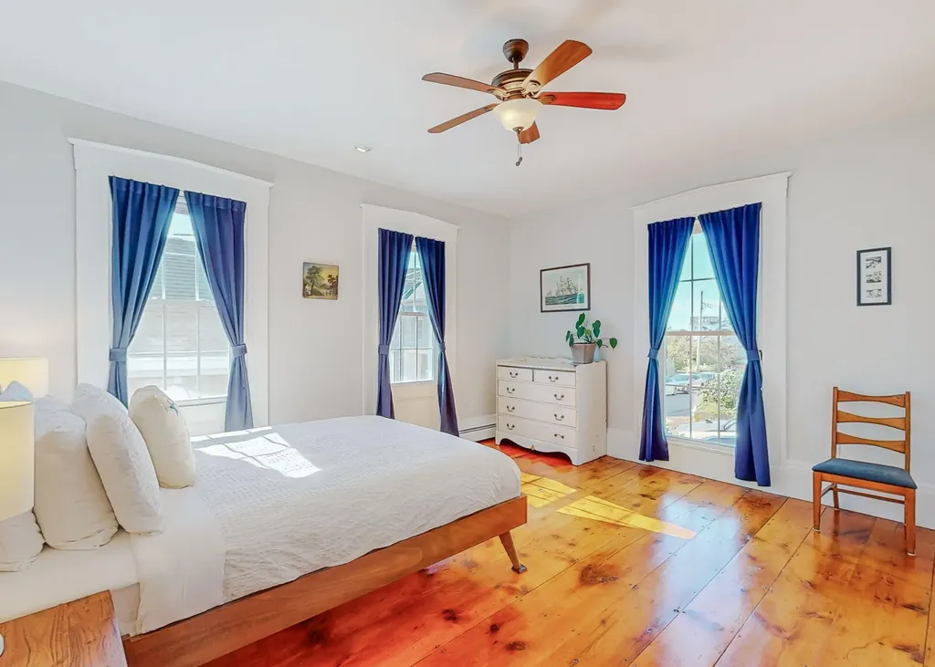 31 Brackett Street Portland ME 04102