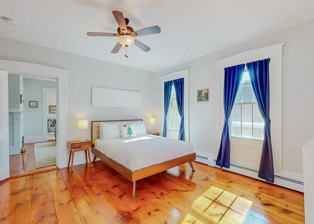 31 Brackett Street Portland ME 04102