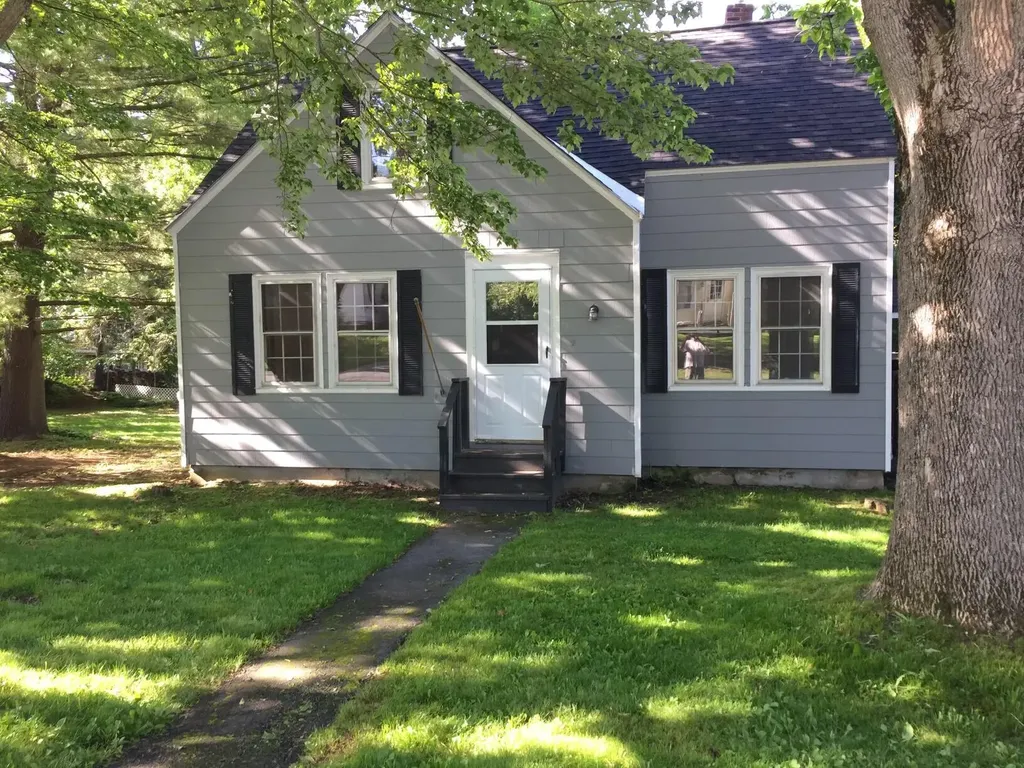 20 Elmwood Avenue Waterville ME 04901