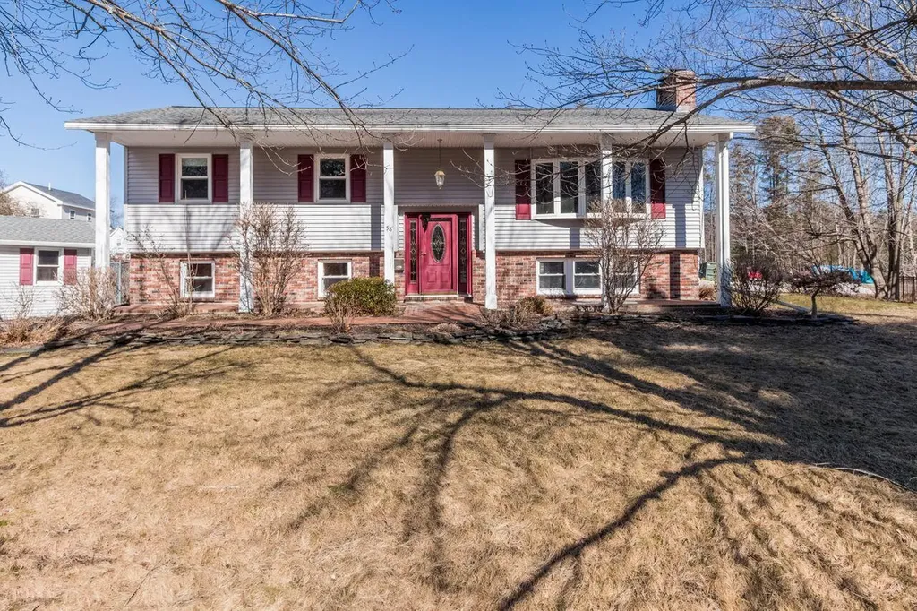 58 Maplewood Drive Gorham ME 04038