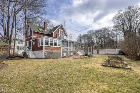 362 Island Avenue Portland ME 04108