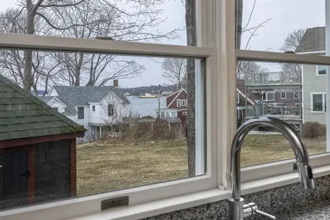 362 Island Avenue Portland ME 04108