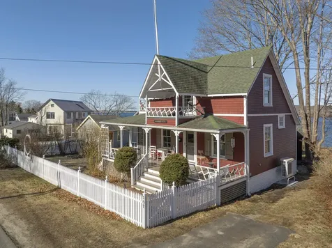 362 Island Avenue Portland ME 04108