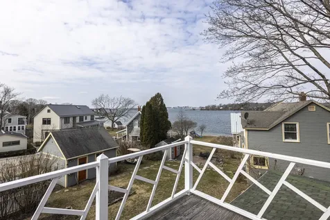 362 Island Avenue Portland ME 04108