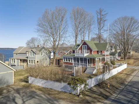 362 Island Avenue Portland ME 04108