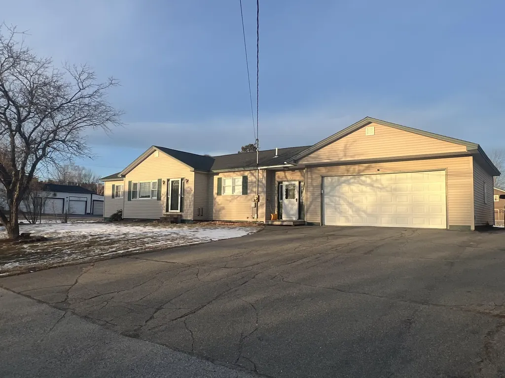 75 Water Street Howland ME 04448