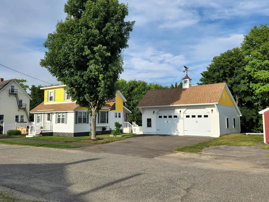 39 East Terrace Millinocket ME 04462