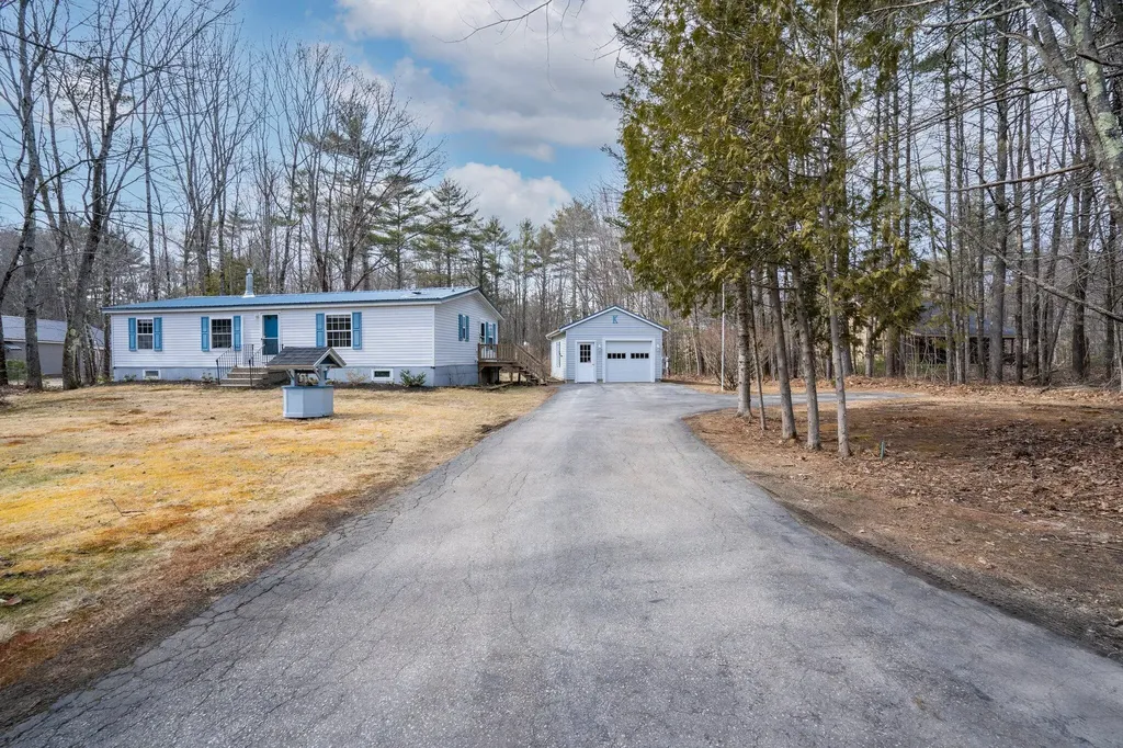 150 Harmons Beach Road Standish ME 04084