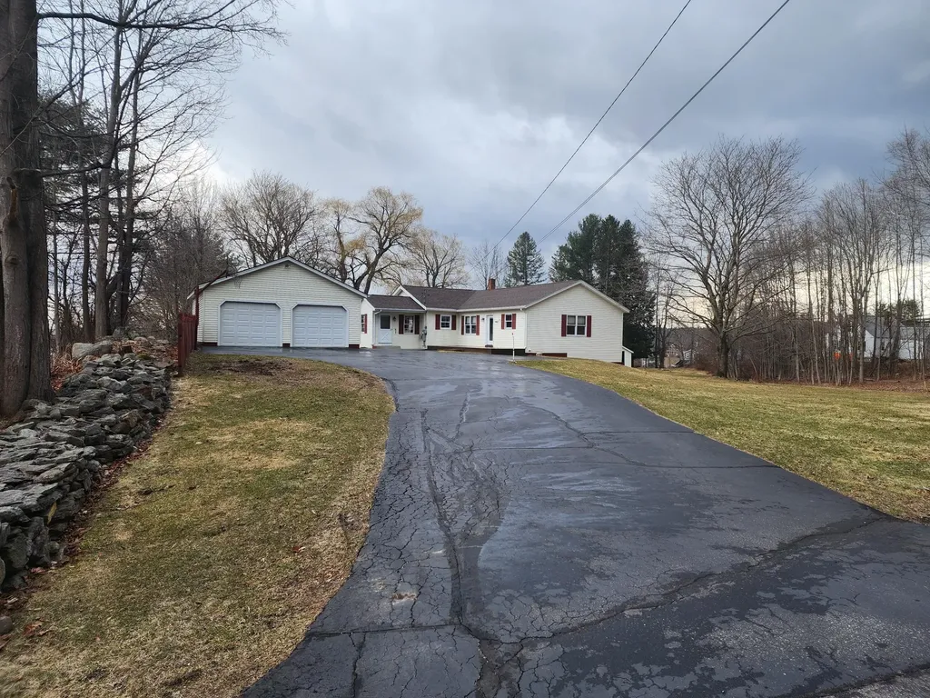 5 Hillsdale Road Jay ME 04239