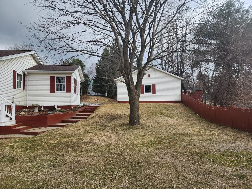 5 Hillsdale Road Jay ME 04239