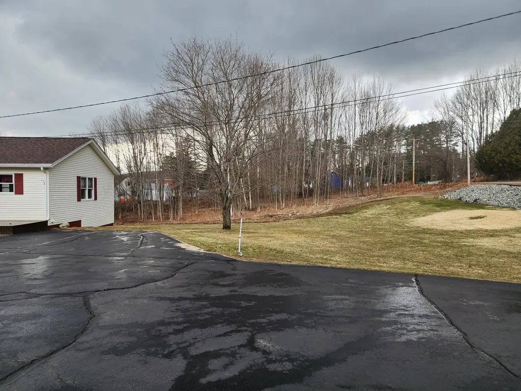 5 Hillsdale Road Jay ME 04239
