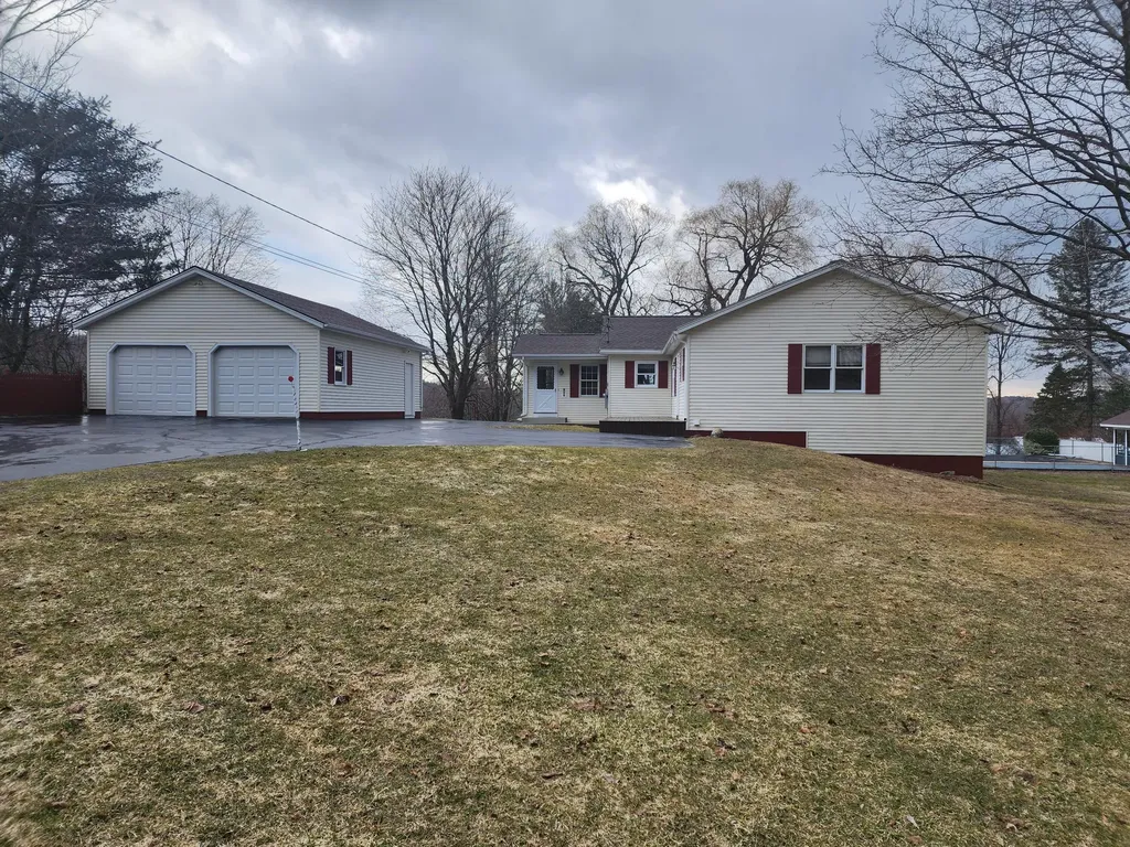 5 Hillsdale Road Jay ME 04239