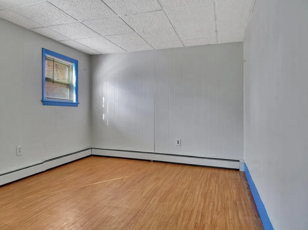 199 Mount Vernon Avenue Augusta ME 04330