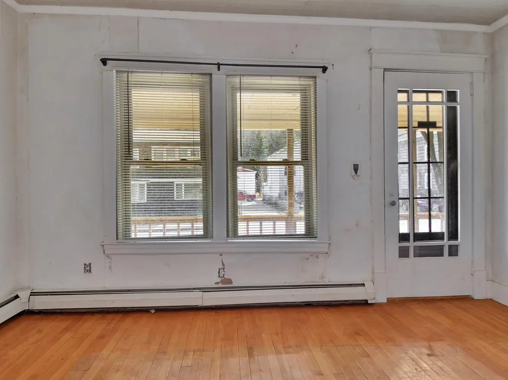 199 Mount Vernon Avenue Augusta ME 04330