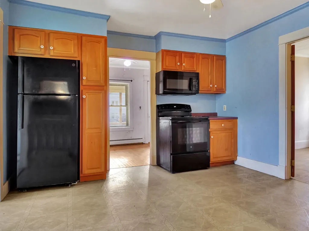 199 Mount Vernon Avenue Augusta ME 04330
