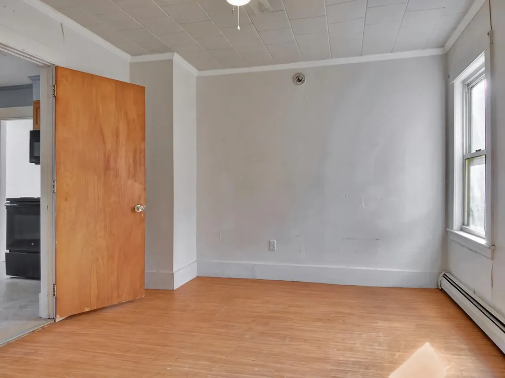 199 Mount Vernon Avenue Augusta ME 04330